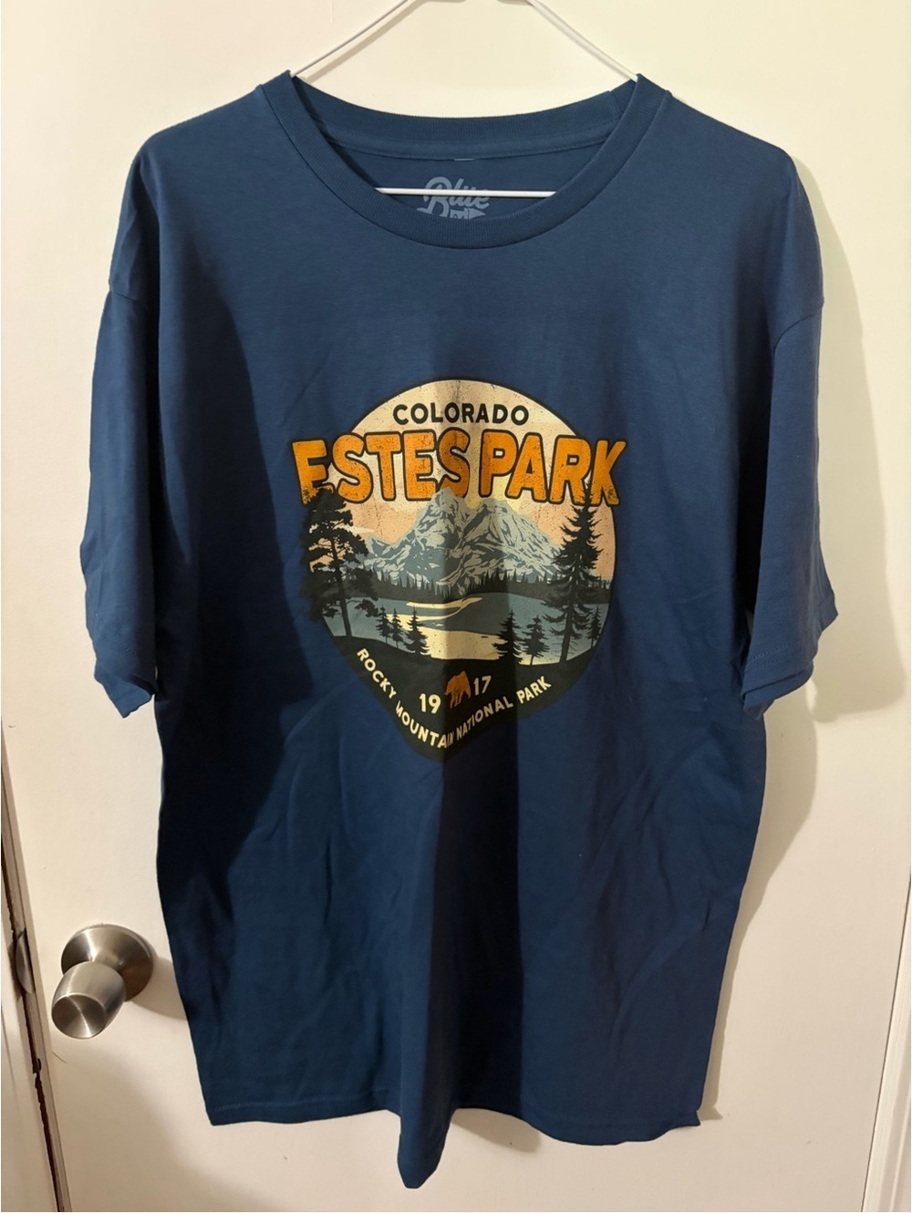 NWOT Men’s Blue 84 Large Estes Park Colorado Tee Navy & Orange Print Tote13